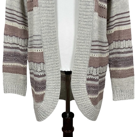 Charlotte Russe Open Knit Long Sleeve Lightweight Striped Cardigan Sweater - Picture 4 of 16